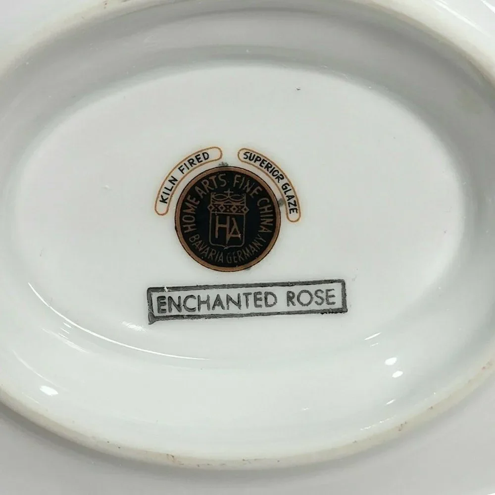Home‎ Arts ENCHANTED ROSE Pink Gravy Boat with Attached Underplate Germany